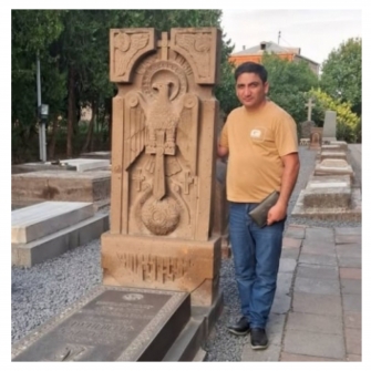 Սարդարապատի հաղթանակը կերտող արցախցի Դանիել Բեկ-Փիրումյանի մարմինը հանգչում է Էջմիածնի Սուրբ Գայանե եկեղեցու բակում