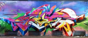 Գրաֆիտի աշնան որմերին