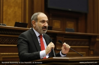 Նիկոլ Փաշինյան. ԱԺ-ի օգնությամբ պաշտոնյաներին տրվող պարգևավճարները կտրանսֆորմացնենք և կդարձնենք աշխատավարձ