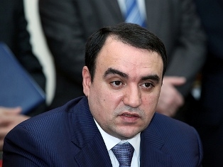 Կառավարության հրաժարականն ուշացած էր