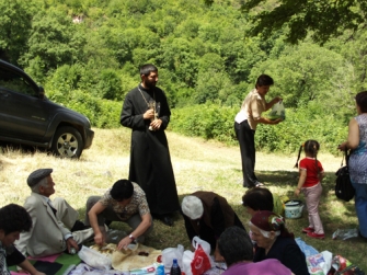 «Սատանան երբևէ հանգիստ չի թողել ո՛չ անհատներին, ո՛չ ազգերին,  ո՛չ եկեղեցիները, այլ թունավորելով ապականել է ի սկզբանե»