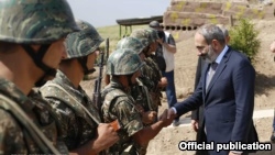 Վարչապետ Փաշինյանն ու Բակո Սահակյանն այցելել են պաշտպանական դիրքեր