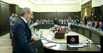 Պե­տա­կան աշ­խա­տող­ներն այլևս չեն են­թարկ­վում նի­կո­լա­կան իշ­խա­նու­թ­յա­նը