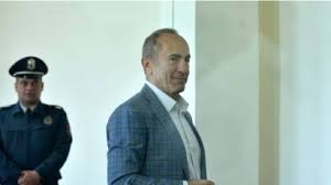 Ռոբերտ Քոչարյանի խափանման միջոցը փոխելու վերաբերյալ դատարանի որոշումը կհրապարակվի մայիսի 13-ին
