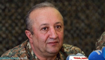 Մովսես Հակոբյան. Ձայնագրություն կա, որ պատերազմի երրորդ օրը երկրի վարչապետը հրաման է արձակել կանգնեցնել լրահամալրումը և կամավորականներին ուղարկել առաջնագիծ