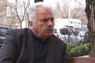 Հողը վառվելու է նրանց ոտքերի տակ. Պետրոս Մակեյան