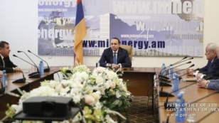 Վարչապետը էներգետիկայի նախարարության աշխատակազմին է ներկայացրել Լևոն Յոլյանին