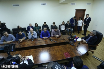 «Ելքի» բողոքի ակցիային կմասնակցեն «Աջ ղեկ» նախաձեռնության անդամները