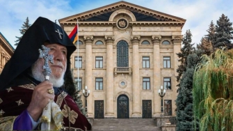 Պետական ամբիոնը՝ դեղին մամուլի աղբանոց