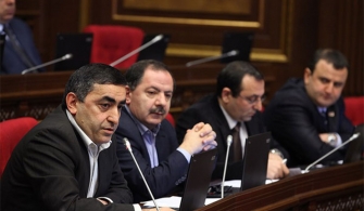 «Պոչ» են խաղացնում