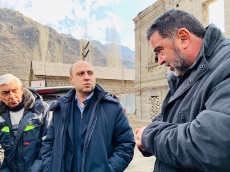 Փոխնախարար Բագրատ Բադալյանը շրջայց է կատարել Մ6 միջպետական ճանապարհի հիմնանորոգվող տեղամասերում