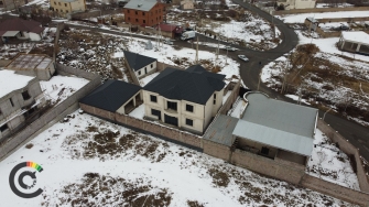 Սեփական դղյակներն են կառուցում