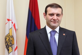 Տարոն Մարգարյանը՝ Արմեն Հարությունյանի մասին
