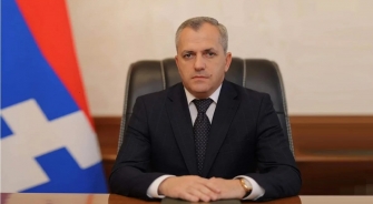Բայց ախր ինչու՞, չեմ ուզում ասել ինչի՞ դիմաց