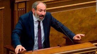 «Прости меня, Царь батюшка, Великий Царь Всея Руси, Владимир Владимирович․ Боже, Царя храни!»