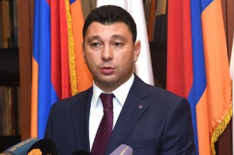 Մենք չենք ապրում կոմունիստական հասարակությունում, որտեղ ավտո բրթելով կամ միտինգ անելով գների իջեցում է լինում