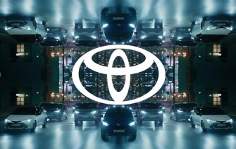 Toyota-ն փոխում է տարբերանշանը