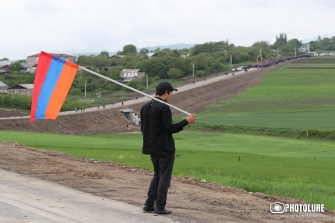 Ցավոք, օրինաչափ է, որ խոզ խանձողների կլանը դեռ շարունակում է մնալ իշխանության