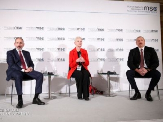 Ովքեր են օգնել Նիկոլ Փաշինյանին պատրաստվել Իլհամ Ալիևի հետ հանդիպմանը