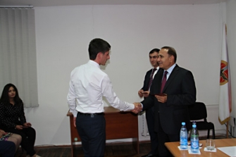 Կոտայքի մարզի 120 երիտասարդ վարչապետից ստացավ ՀՀԿ անդամատոմսեր