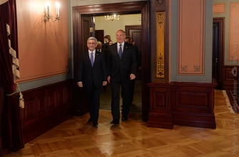 Նախագահ Սերժ Սարգսյանը հանդիպել է Լատվիայի նախագահ Անդրիս Բերզինշի հետ