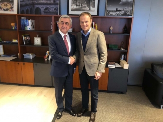 Սերժ Սարգսյանը Բրյուսելում հանդիպում է ունեցել ԵԺԿ նախագահ Դոնալդ Տուսկի հետ