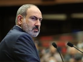 Նա կանխամտածված ու մեթոդաբար դավաճանություն է գործում 