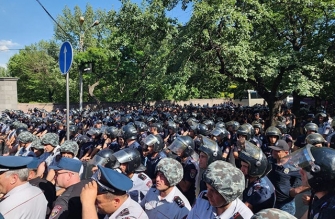ՈՒ՞մ ես շան պես ծառայում