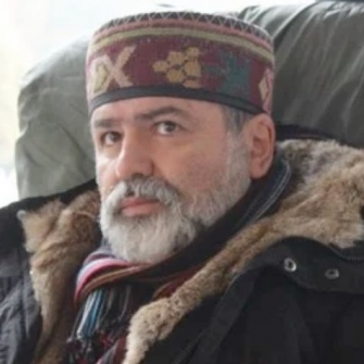 Արշակ Զաքարյան․ Երկիրը ղեկավարելու են բանիմաց, փորձառու, ազգային գաղափարախոսության կրող, մի բառով ասած - Հայերը։