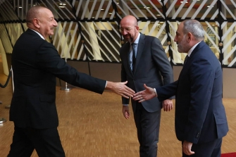 Առևտրի առարկան մեկն է՝ Հայաստանը. Աղասի Ենոքյան