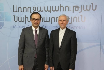 Իրանի դեսպանն Արսեն Թորոսյանին ներկայացրել է կորոնավիրուսի դեմ պայքարում իր երկրի փորձը