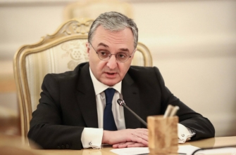 Զոհրաբ Մնացականյան. ԼՂ-ում 90 000 մարդ է տեղահանվել, կորցրել տները, ունեցվածքը