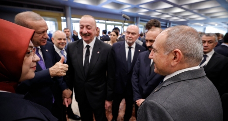 Պատրաստ է վաճառել ամեն ինչ, եթե դրա դիմաց կպահի իշխանությունը