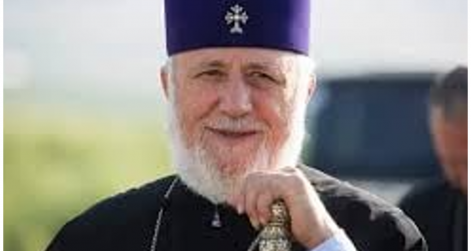 Անցյալի ստվերների և սուջուխի արանքում