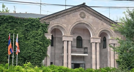 Փորձում են վերջնականապես ջնջել Արցախի պետականության նույնիսկ խորհրդանշական գոյությունը