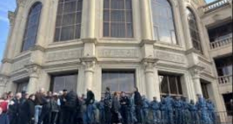 Խելք ունեցողներն այս խաղից դուրս կգան, հետո ուշ կլինի